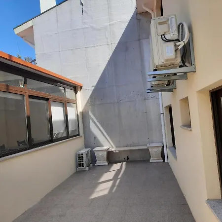 Maia Oporto Suites 3*