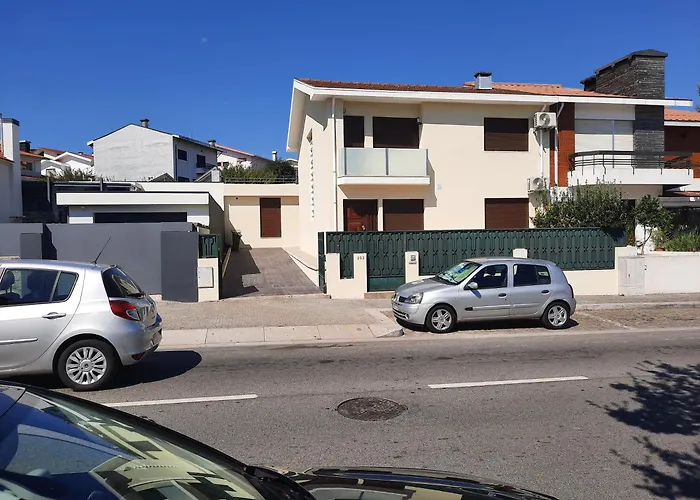 Maia Oporto Suites Gæstehus Maía